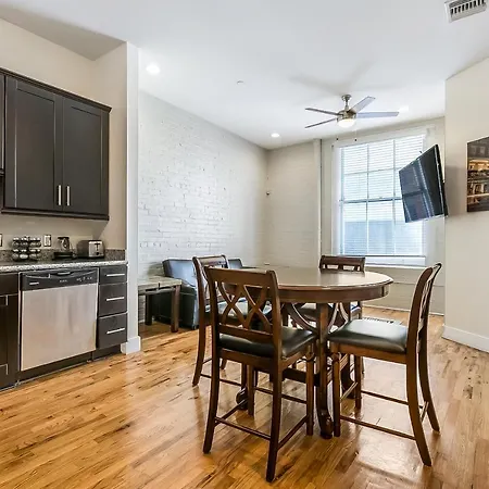 Beautiful Condos Steps From French Quarter & Bourbon St. New Orleans Exterior photo