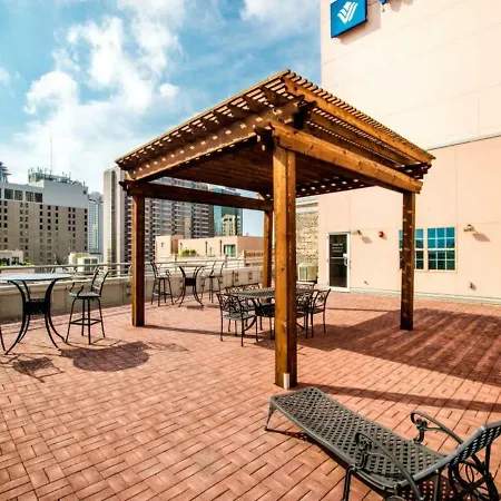 Beautiful Condos Steps From French Quarter & Bourbon St. New Orleans Exterior photo