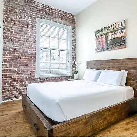 Beautiful Condos Steps From French Quarter & Bourbon St. New Orleans Exterior photo